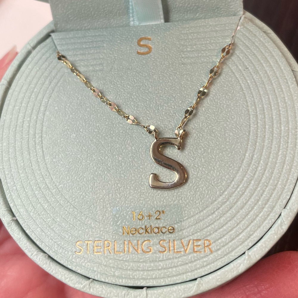 Necklace, gold tone sterling silver, “S”